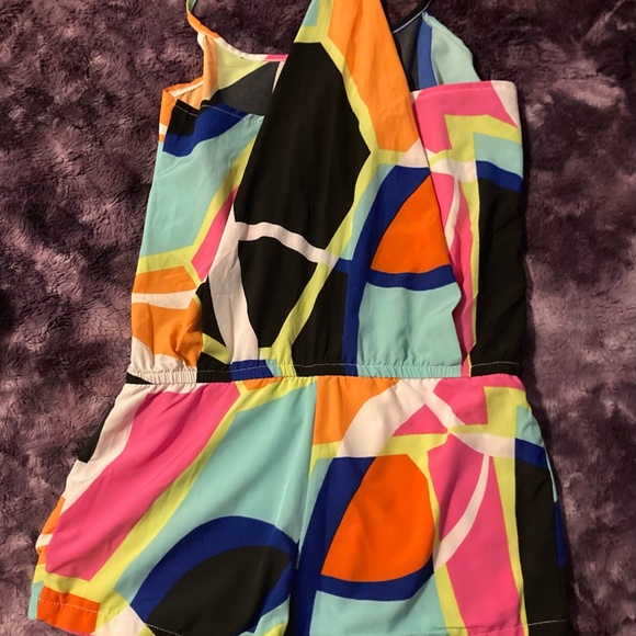 Fabletics Neema Romper in Popsicle Print Size XS - Picture 7 of 8